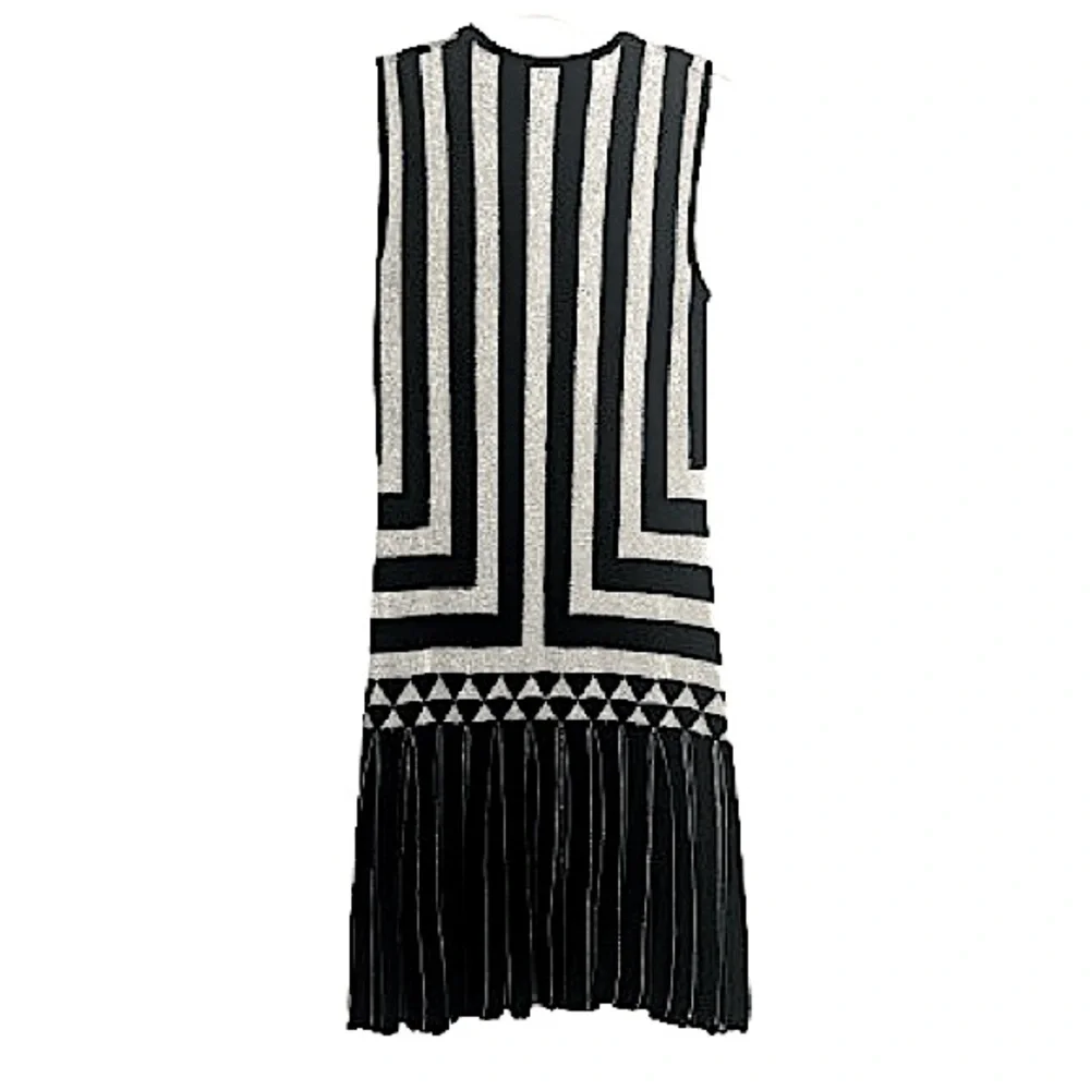 Cynthia Steffe Dress in Black and Silver, Size S - Picture 4 of 8